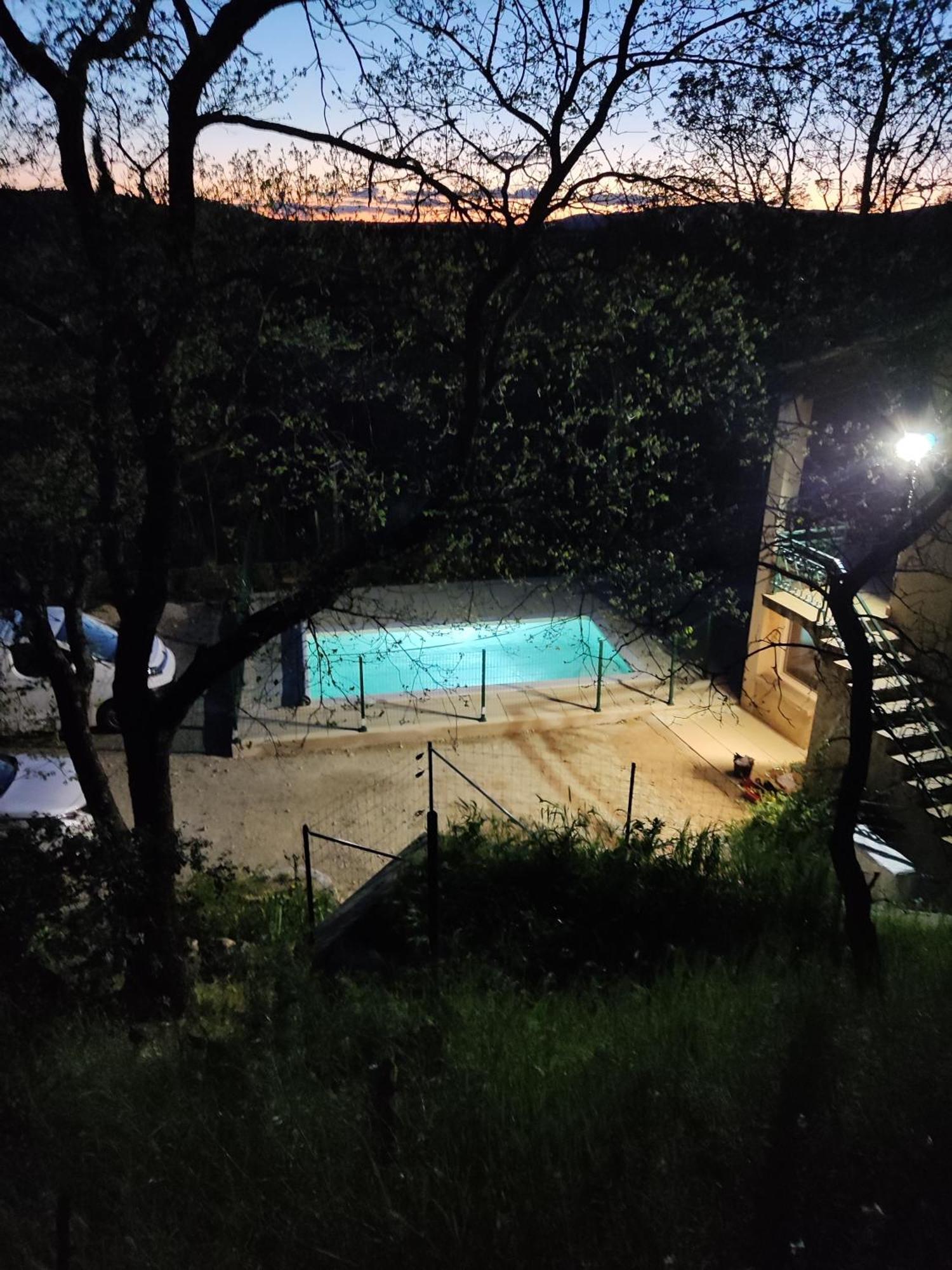 Maison Confortable A Ansouis Dans Le Luberon Extérieur photo