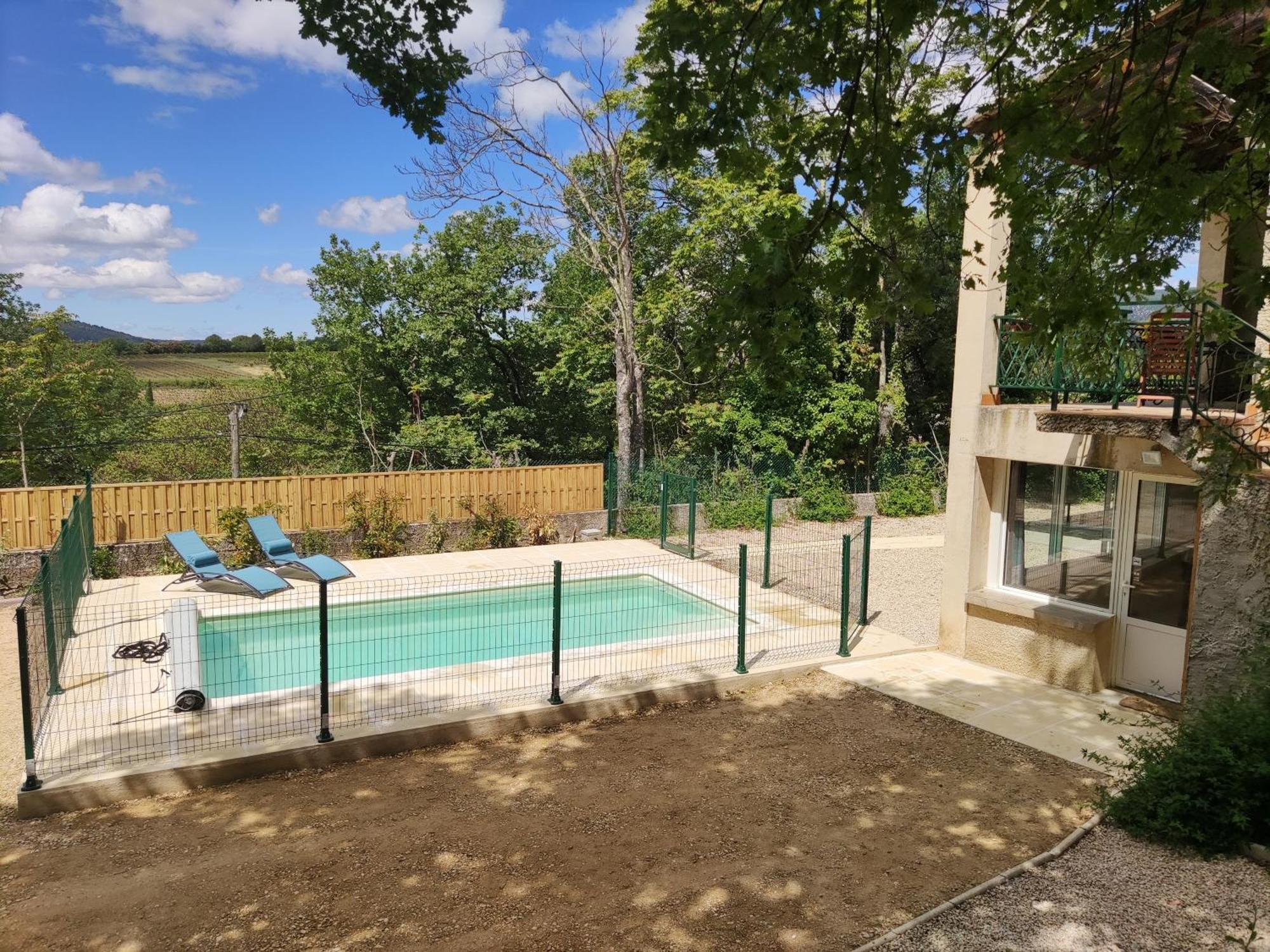 Maison Confortable A Ansouis Dans Le Luberon Extérieur photo